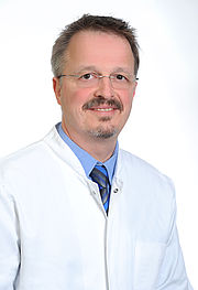 Chefarzt Dr. med. Arndt Reister, MBA